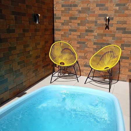 Casa Amarela Da Prainha De Mambucaba - 6 Pessoas Villa Araquari Dış mekan fotoğraf