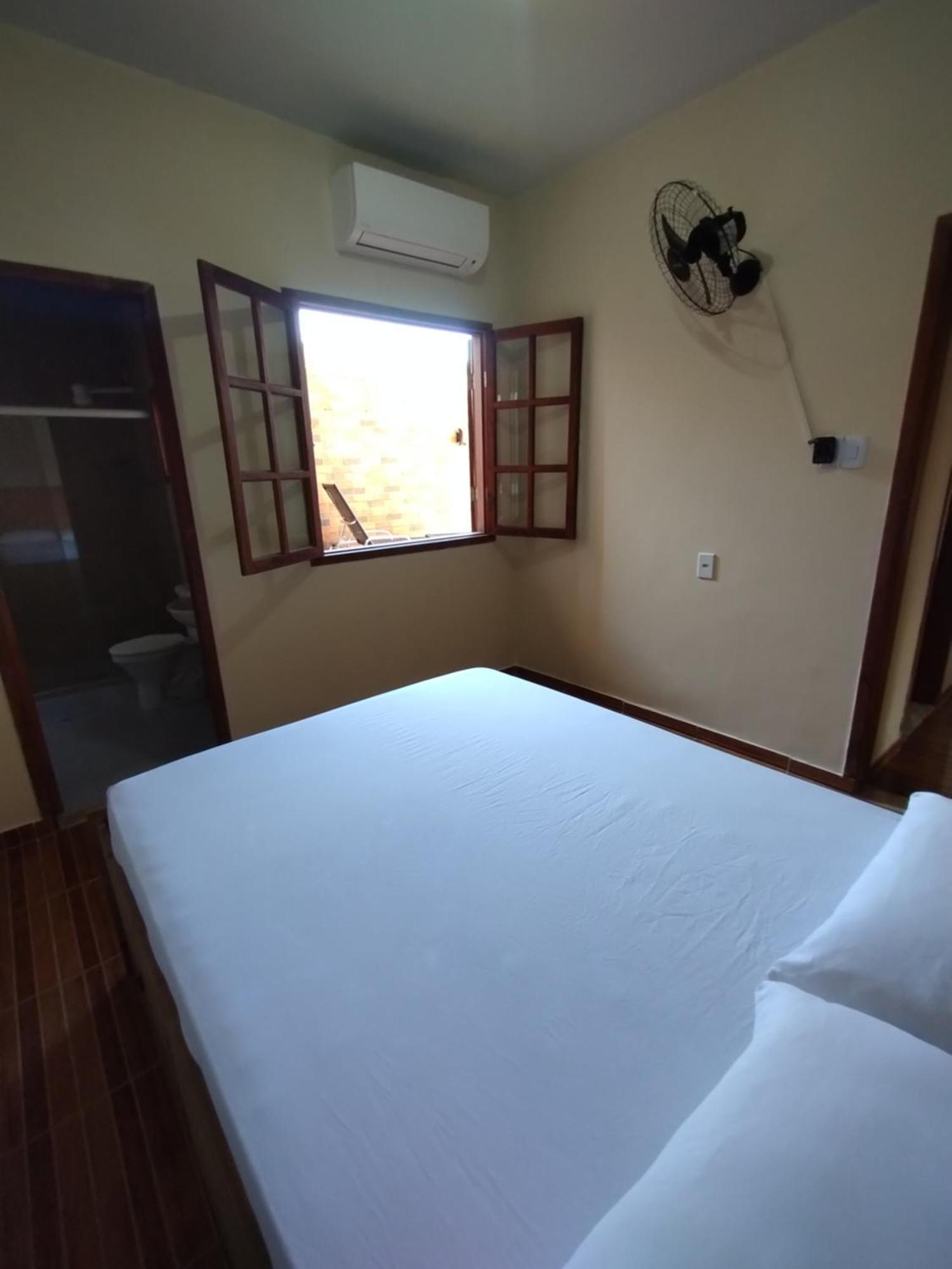 Casa Amarela Da Prainha De Mambucaba - 6 Pessoas Villa Araquari Dış mekan fotoğraf